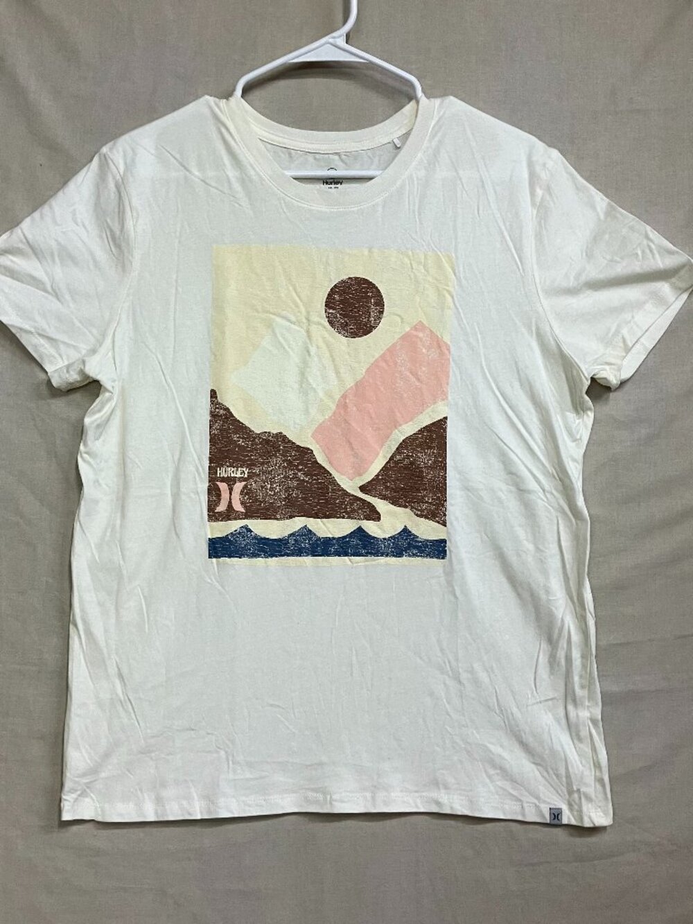 Hurley Graphic T-Shirt Men's Medium White Short Sleeve Surf Beach Tee Casual